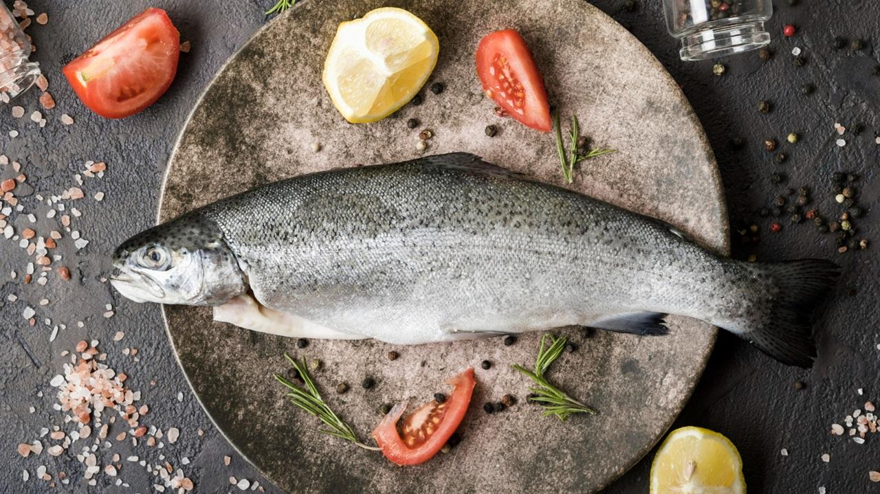 Когда лучше всего есть рыбу: советы диетологов
